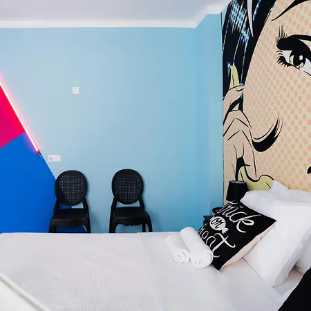 The Muse Flat In Just A Few Steps Away From Museums And Helexpo Apartment