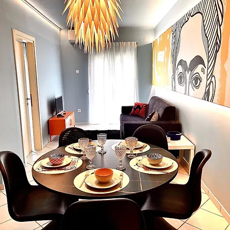 아파트 The Muse Flat In Just A Few Steps Away From Museums And Helexpo *