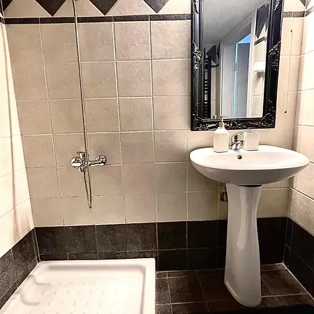 Lägenhet The Muse Flat In Just A Few Steps Away From Museums And Helexpo